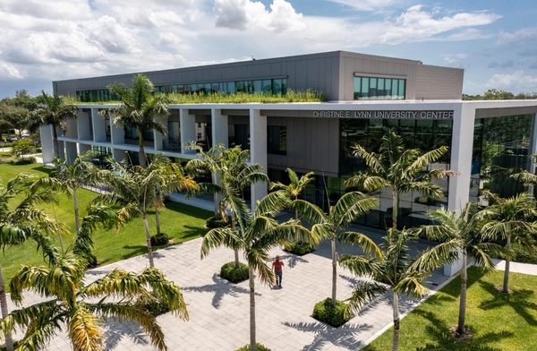 LYNN UNIVERSITY - 3, 2, 1….NASA EXPERIENCE